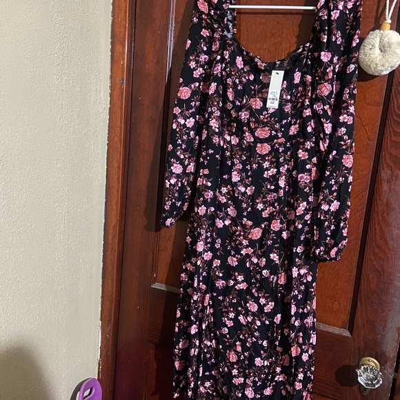 NWT Midi Dress - Picture 2 of 4